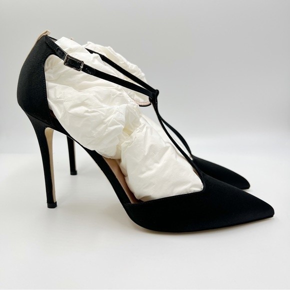 SJP Sarah Jessica Parker Taylor Black T-Strap Stiletto Point Toe Heels Pumps NEW - Picture 2 of 16